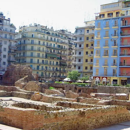 Navarino Square